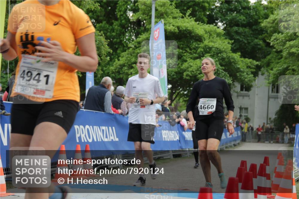 17.05.2025 - Störlauf H.Heesch http://msf.ph/oto/7920124 17.05.2025 19:09:27 Ziel 4941, 6, 4660 meine-sportfotos.de