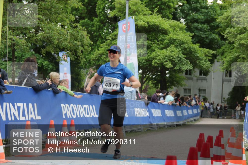 17.05.2025 - Störlauf H.Heesch http://msf.ph/oto/7920311 17.05.2025 19:15:07 Ziel 4871, 1994 meine-sportfotos.de