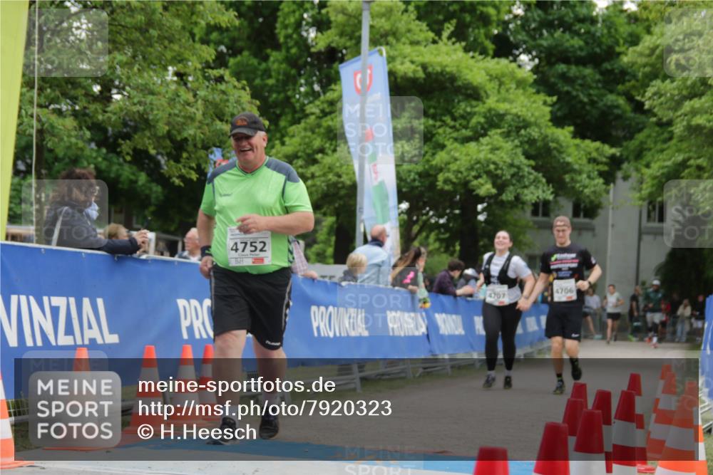 17.05.2025 - Störlauf H.Heesch http://msf.ph/oto/7920323 17.05.2025 19:16:36 Ziel 4752, 4706, 4707 meine-sportfotos.de