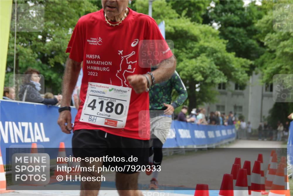 17.05.2025 - Störlauf H.Heesch http://msf.ph/oto/7920333 17.05.2025 19:16:48 Ziel 2022, 2025, 4180 meine-sportfotos.de