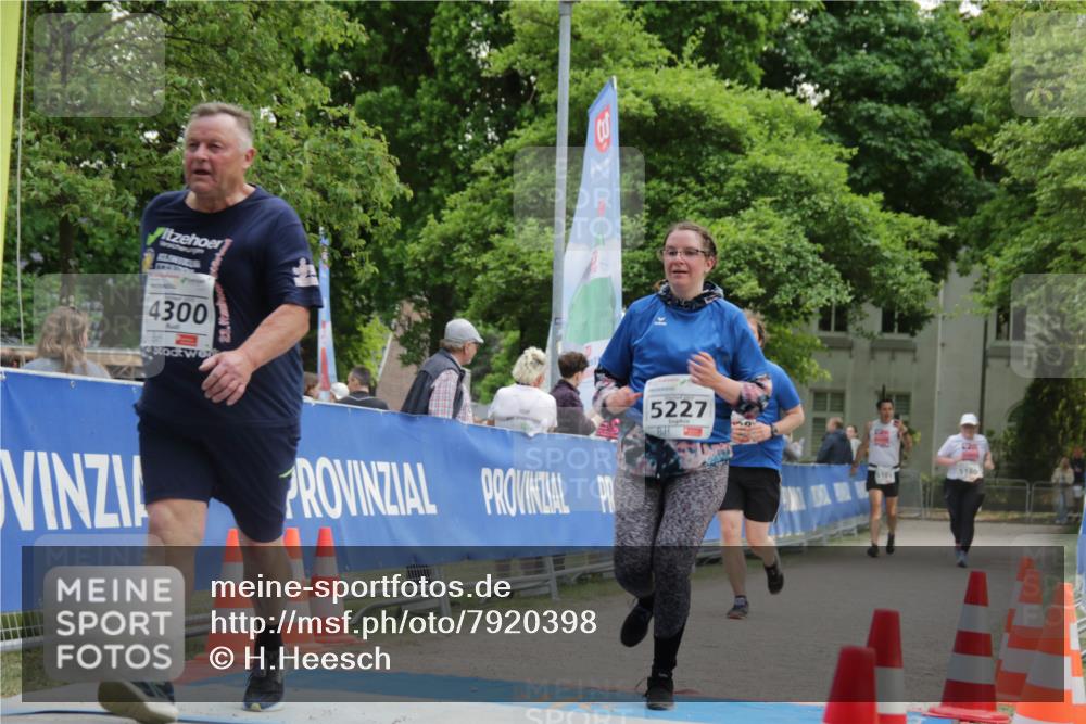 17.05.2025 - Störlauf H.Heesch http://msf.ph/oto/7920398 17.05.2025 19:21:06 Ziel 4300, 22, 5227, 5180 meine-sportfotos.de