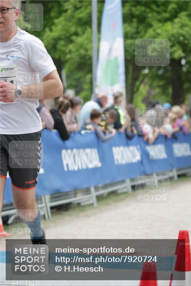 17.05.2025 - Störlauf H.Heesch http://msf.ph/oto/7920724 17.05.2025 19:04:40 Ziel  meine-sportfotos.de