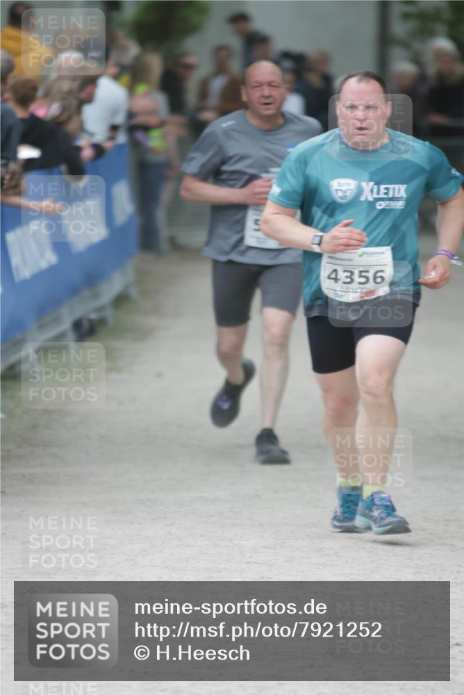 17.05.2025 - Störlauf H.Heesch http://msf.ph/oto/7921252 17.05.2025 19:06:46 Ziel 4356 meine-sportfotos.de