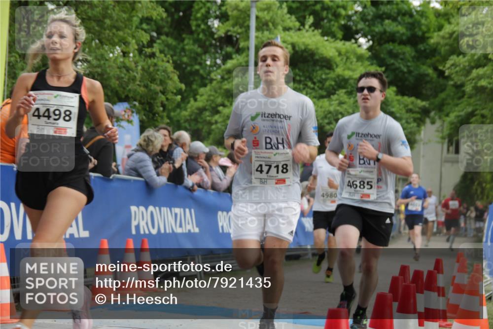 17.05.2025 - Störlauf H.Heesch http://msf.ph/oto/7921435 17.05.2025 18:58:24 Ziel 4498, 4718, 4685, 4980 meine-sportfotos.de