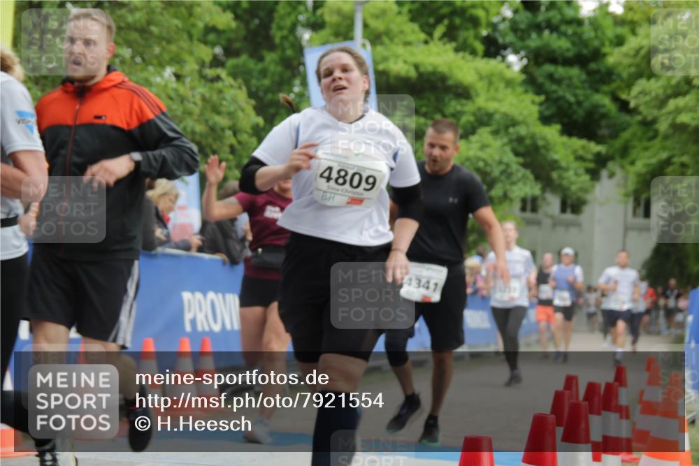 17.05.2025 - Störlauf H.Heesch http://msf.ph/oto/7921554 17.05.2025 19:00:11 Ziel 4809, 4341 meine-sportfotos.de