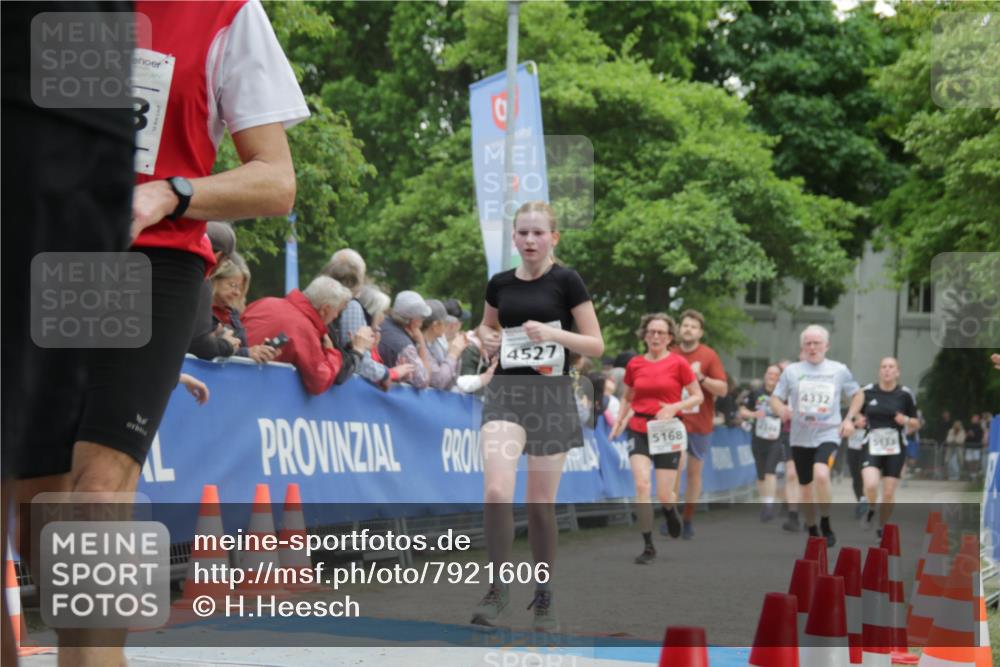 17.05.2025 - Störlauf H.Heesch http://msf.ph/oto/7921606 17.05.2025 19:01:26 Ziel 4527, 5168, 4332, 5133, 14 meine-sportfotos.de