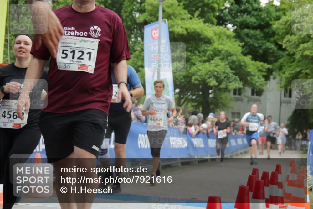 17.05.2025 - Störlauf H.Heesch http://msf.ph/oto/7921616 17.05.2025 19:01:32 Ziel 456, 2025, 5121, 2, 4668, 4619 meine-sportfotos.de