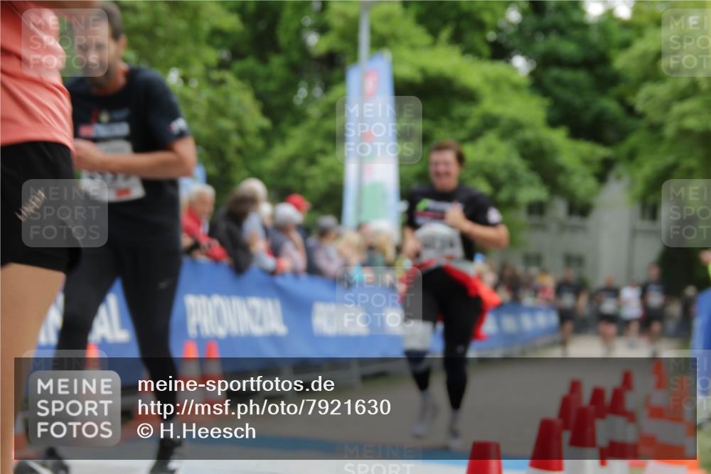 17.05.2025 - Störlauf H.Heesch http://msf.ph/oto/7921630 17.05.2025 19:01:52 Ziel  meine-sportfotos.de