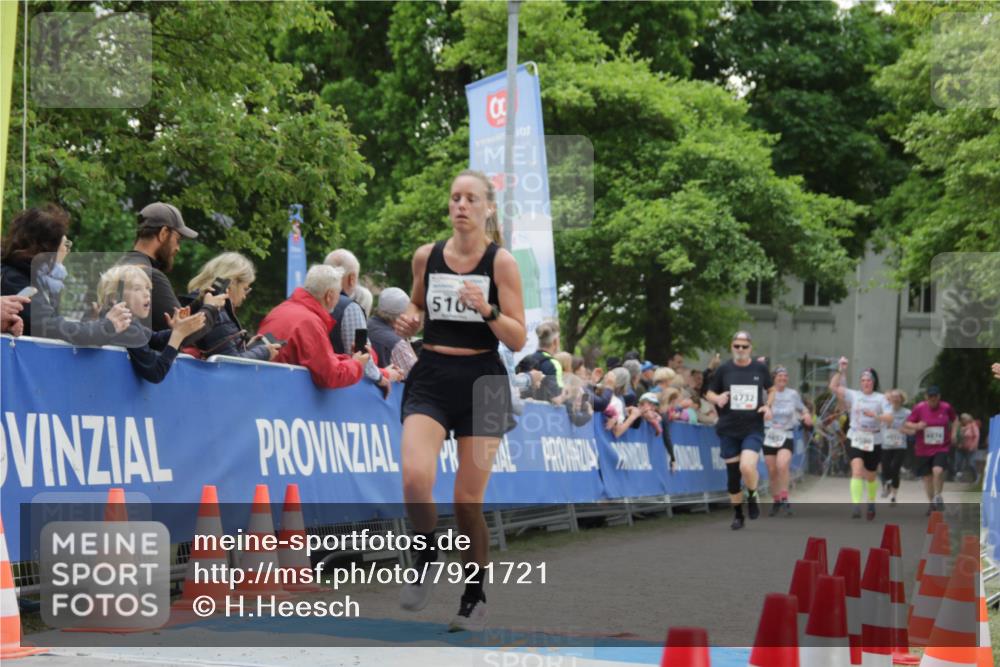 17.05.2025 - Störlauf H.Heesch http://msf.ph/oto/7921721 17.05.2025 19:04:30 Ziel 8, 510, 4732, 4857 meine-sportfotos.de