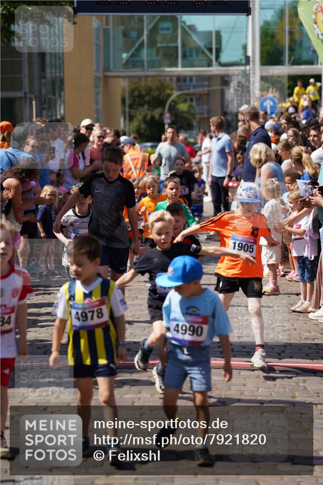 13.06.2025 - Holstenköstenlauf Felixshl http://msf.ph/oto/7921820 13.06.2025 15:02:01 Laufen  meine-sportfotos.de