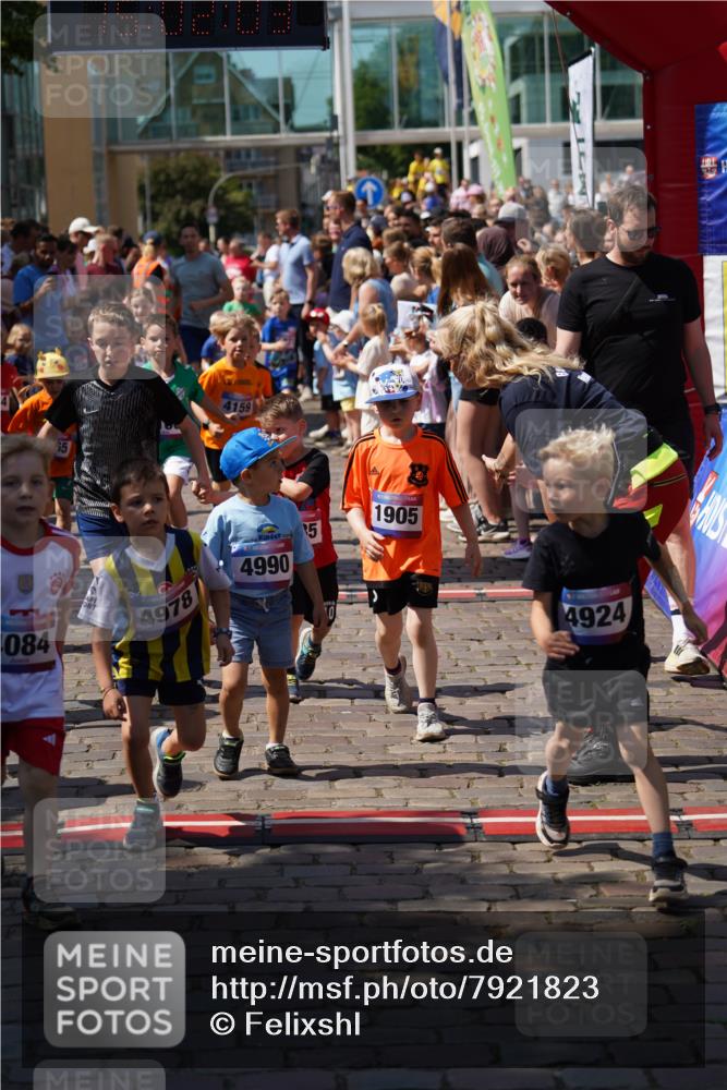13.06.2025 - Holstenköstenlauf Felixshl http://msf.ph/oto/7921823 13.06.2025 15:02:02 Laufen  meine-sportfotos.de