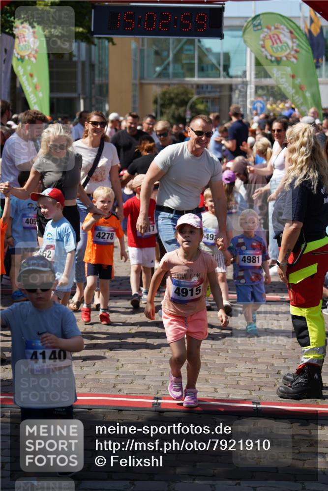 13.06.2025 - Holstenköstenlauf Felixshl http://msf.ph/oto/7921910 13.06.2025 15:02:58 Laufen  meine-sportfotos.de