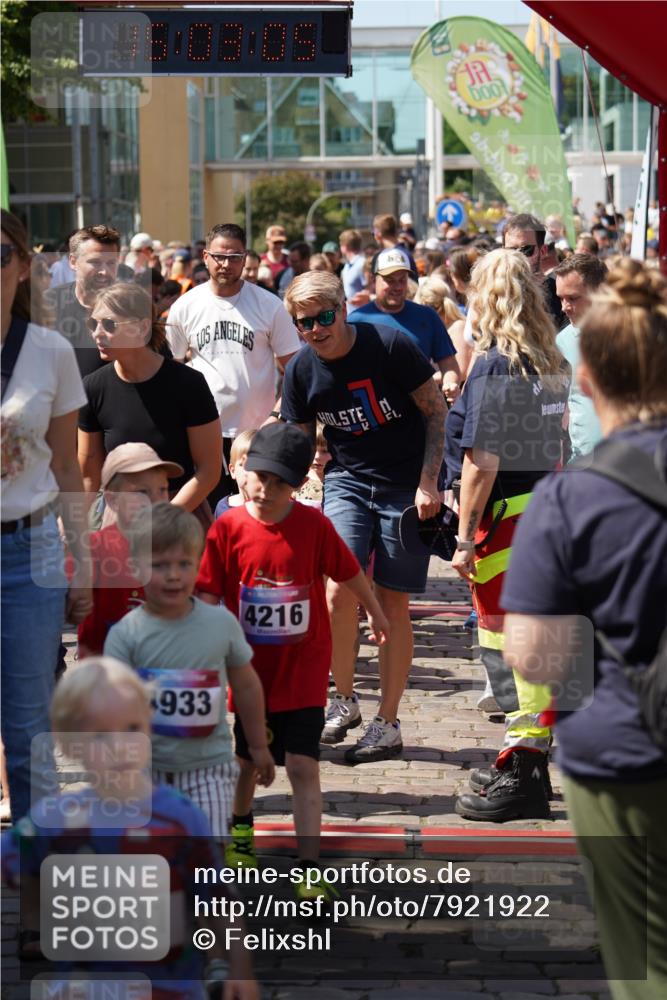 13.06.2025 - Holstenköstenlauf Felixshl http://msf.ph/oto/7921922 13.06.2025 15:03:04 Laufen  meine-sportfotos.de