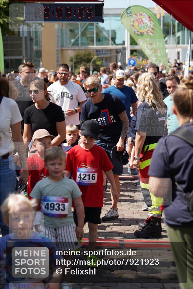 13.06.2025 - Holstenköstenlauf Felixshl http://msf.ph/oto/7921923 13.06.2025 15:03:04 Laufen  meine-sportfotos.de