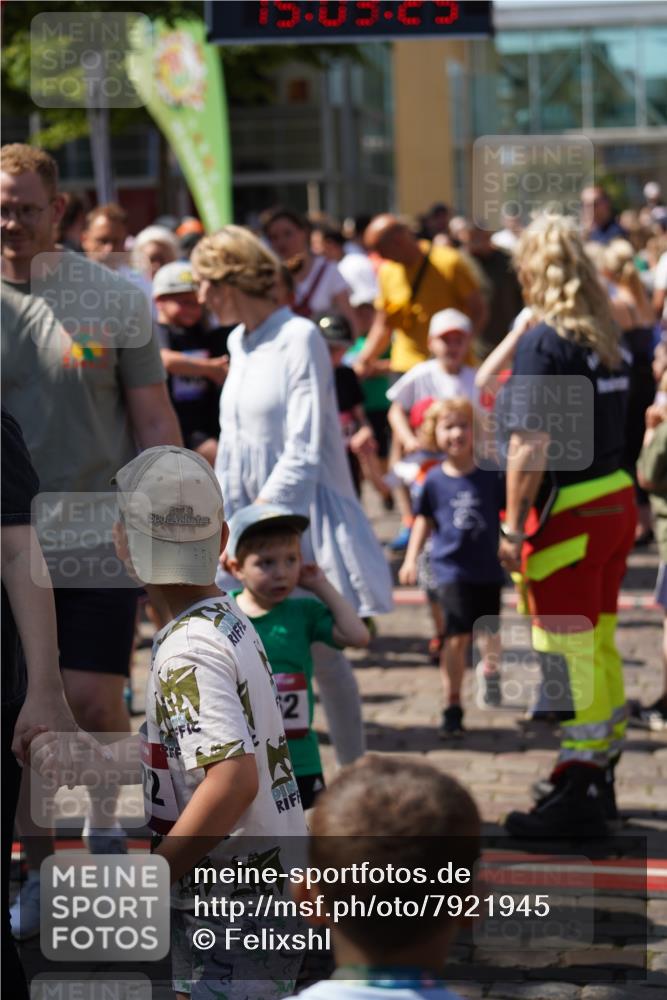 13.06.2025 - Holstenköstenlauf Felixshl http://msf.ph/oto/7921945 13.06.2025 15:03:29 Laufen  meine-sportfotos.de
