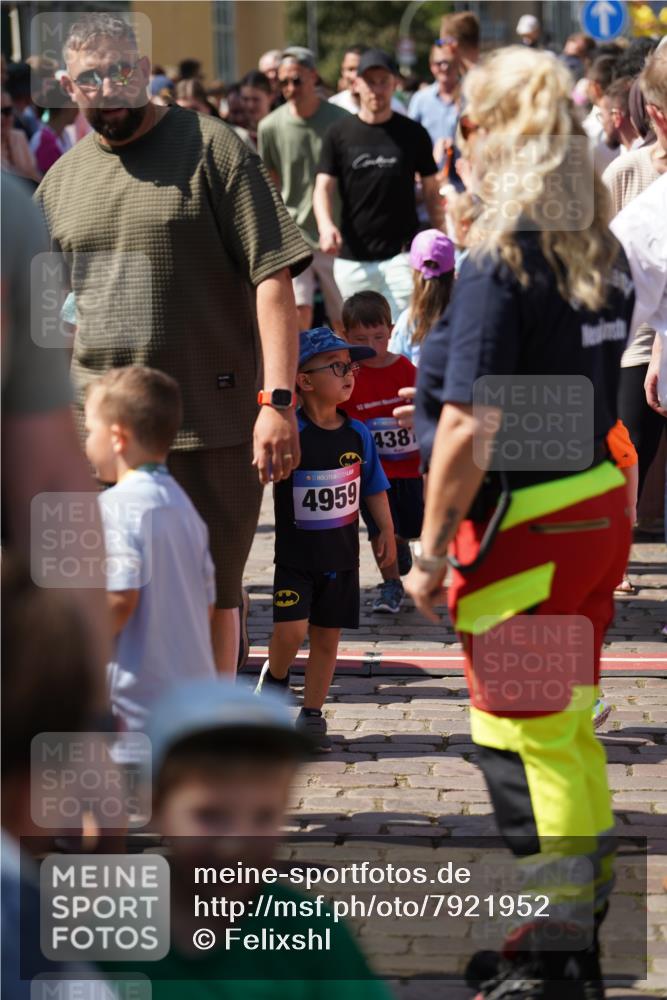 13.06.2025 - Holstenköstenlauf Felixshl http://msf.ph/oto/7921952 13.06.2025 15:03:35 Laufen  meine-sportfotos.de