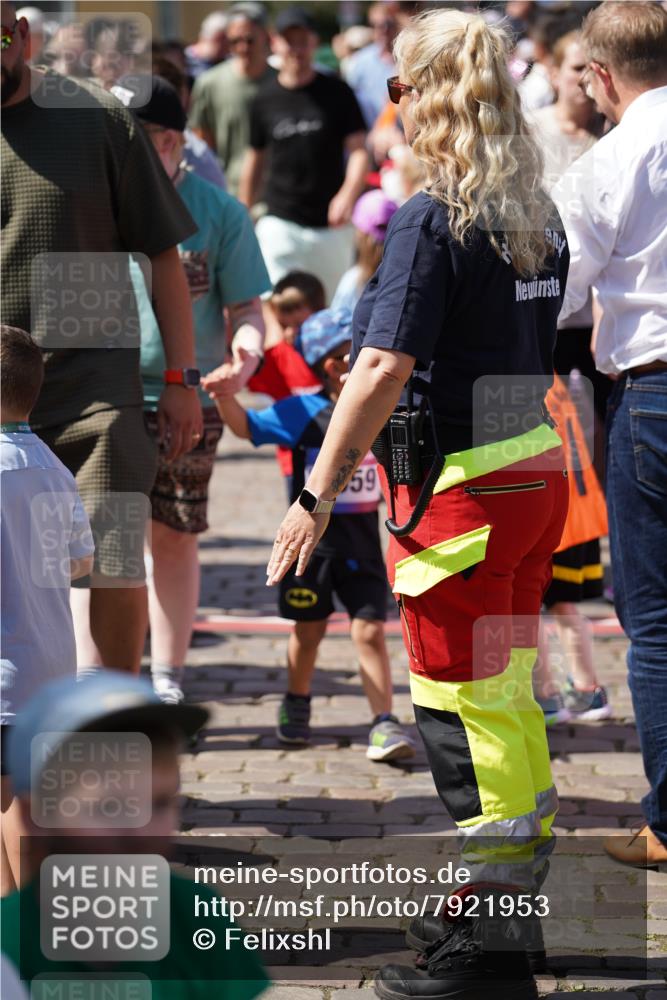13.06.2025 - Holstenköstenlauf Felixshl http://msf.ph/oto/7921953 13.06.2025 15:03:36 Laufen  meine-sportfotos.de