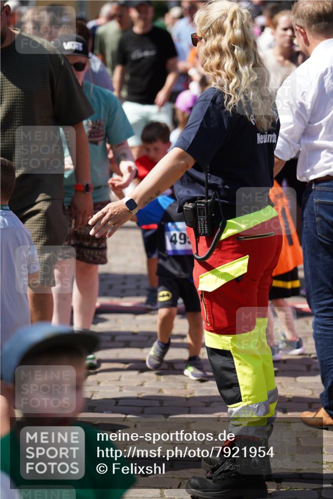 13.06.2025 - Holstenköstenlauf Felixshl http://msf.ph/oto/7921954 13.06.2025 15:03:36 Laufen  meine-sportfotos.de