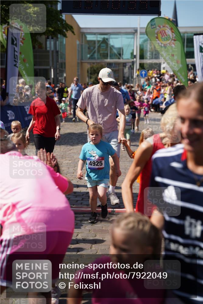 13.06.2025 - Holstenköstenlauf Felixshl http://msf.ph/oto/7922049 13.06.2025 15:10:33 Laufen  meine-sportfotos.de