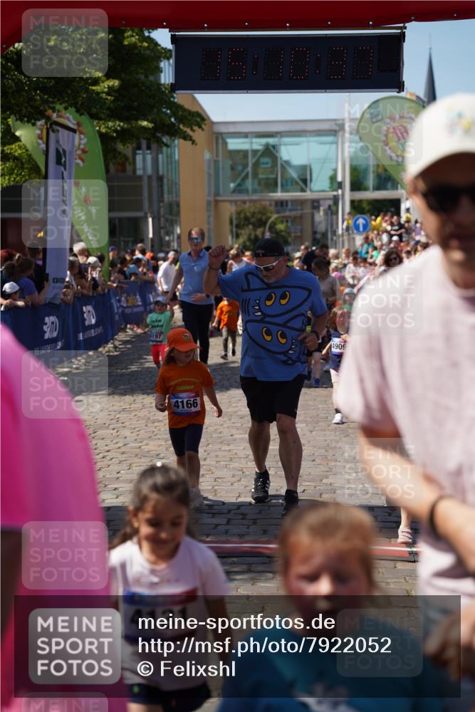 13.06.2025 - Holstenköstenlauf Felixshl http://msf.ph/oto/7922052 13.06.2025 15:10:36 Laufen  meine-sportfotos.de