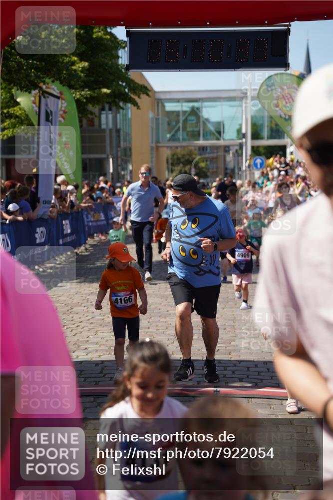 13.06.2025 - Holstenköstenlauf Felixshl http://msf.ph/oto/7922054 13.06.2025 15:10:36 Laufen  meine-sportfotos.de