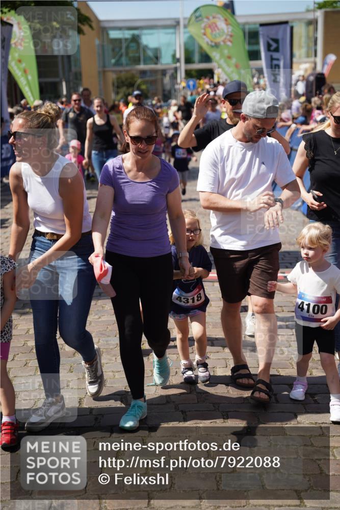 13.06.2025 - Holstenköstenlauf Felixshl http://msf.ph/oto/7922088 13.06.2025 15:10:49 Laufen  meine-sportfotos.de