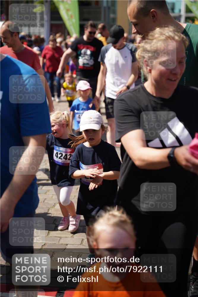 13.06.2025 - Holstenköstenlauf Felixshl http://msf.ph/oto/7922111 13.06.2025 15:11:11 Laufen  meine-sportfotos.de