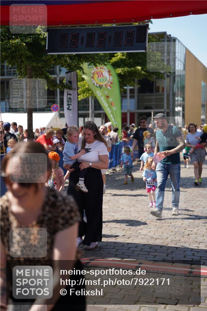 13.06.2025 - Holstenköstenlauf Felixshl http://msf.ph/oto/7922171 13.06.2025 15:12:11 Laufen  meine-sportfotos.de