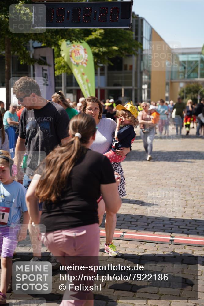 13.06.2025 - Holstenköstenlauf Felixshl http://msf.ph/oto/7922186 13.06.2025 15:12:20 Laufen  meine-sportfotos.de