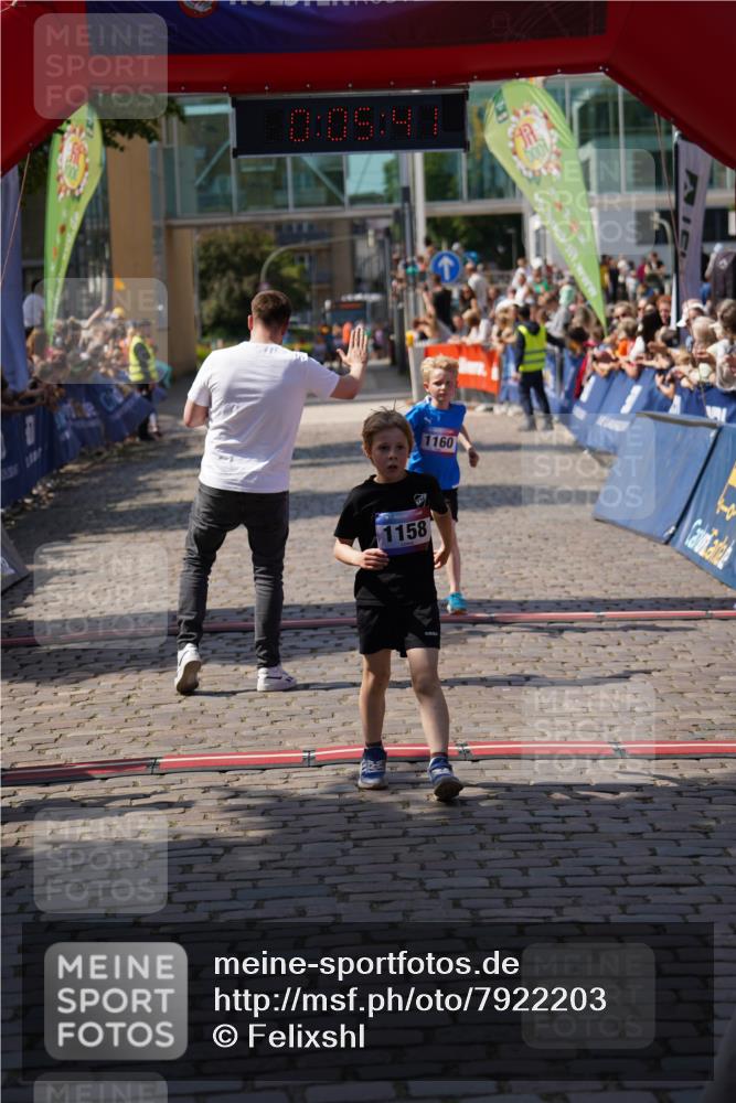13.06.2025 - Holstenköstenlauf Felixshl http://msf.ph/oto/7922203 13.06.2025 15:35:41 Laufen 1158, 1160 meine-sportfotos.de