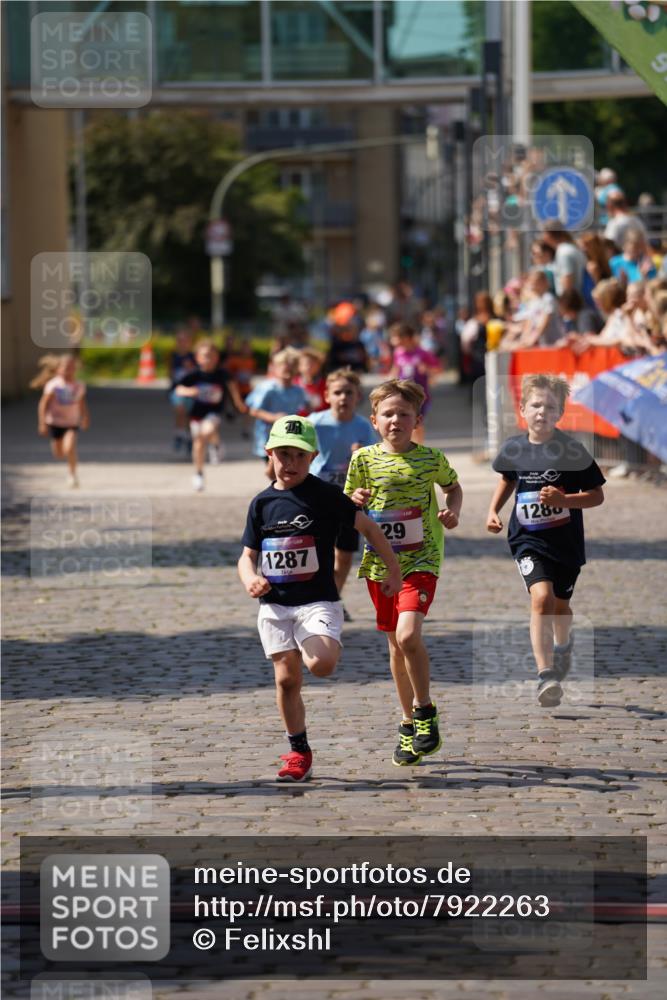 13.06.2025 - Holstenköstenlauf Felixshl http://msf.ph/oto/7922263 13.06.2025 15:36:29 Laufen 29, 282, 285, 1190, 1287, 1288 meine-sportfotos.de