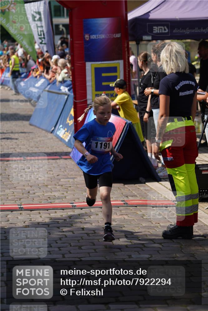 13.06.2025 - Holstenköstenlauf Felixshl http://msf.ph/oto/7922294 13.06.2025 15:36:42 Laufen 76, 284, 418, 422, 423, 427, 558, 566, 679, 943, 1191, 1290, 1292, 1295, 1901 meine-sportfotos.de