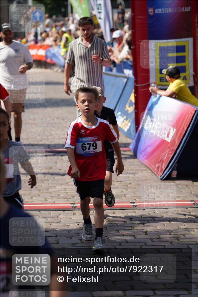 13.06.2025 - Holstenköstenlauf Felixshl http://msf.ph/oto/7922317 13.06.2025 15:36:52 Laufen 284, 422, 423, 558, 674, 679, 943, 1156, 1379, 1911 meine-sportfotos.de