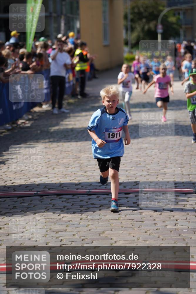 13.06.2025 - Holstenköstenlauf Felixshl http://msf.ph/oto/7922328 13.06.2025 15:37:00 Laufen 281, 830, 1373, 1377, 1379, 1439, 1444, 1810, 1844, 1911 meine-sportfotos.de