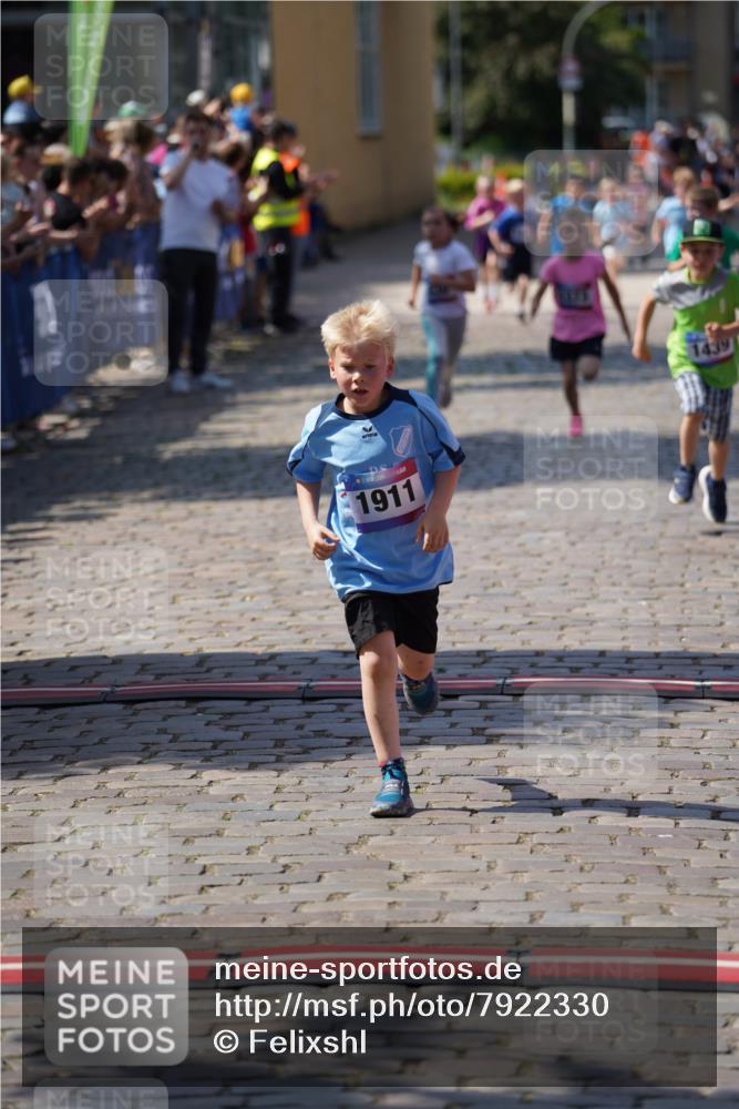 13.06.2025 - Holstenköstenlauf Felixshl http://msf.ph/oto/7922330 13.06.2025 15:37:00 Laufen 281, 830, 1373, 1377, 1379, 1439, 1444, 1810, 1844, 1911 meine-sportfotos.de