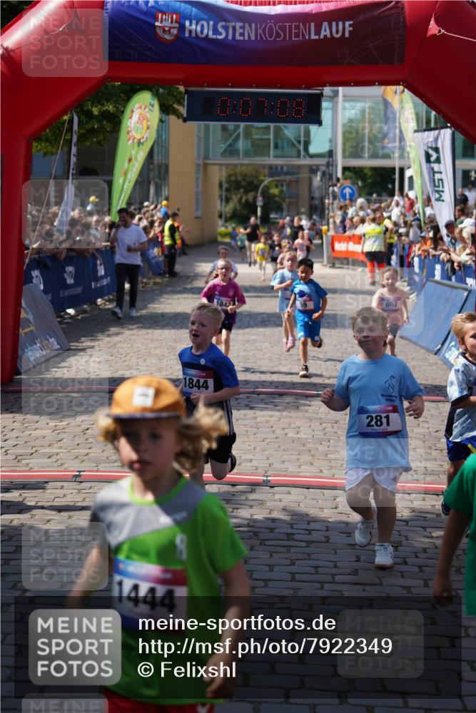 13.06.2025 - Holstenköstenlauf Felixshl http://msf.ph/oto/7922349 13.06.2025 15:37:08 Laufen 30, 59, 281, 562, 667, 829, 1373, 1377, 1410, 1444, 1810, 1842, 1844, 1845 meine-sportfotos.de