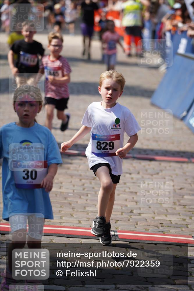 13.06.2025 - Holstenköstenlauf Felixshl http://msf.ph/oto/7922359 13.06.2025 15:37:13 Laufen 30, 59, 183, 275, 424, 562, 667, 829, 1410, 1842, 1845 meine-sportfotos.de