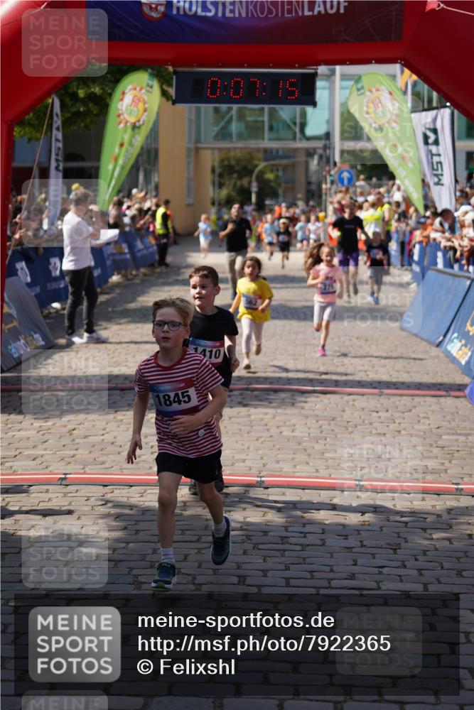 13.06.2025 - Holstenköstenlauf Felixshl http://msf.ph/oto/7922365 13.06.2025 15:37:15 Laufen 183, 275, 424, 562, 827, 829, 1410, 1845, 1884 meine-sportfotos.de