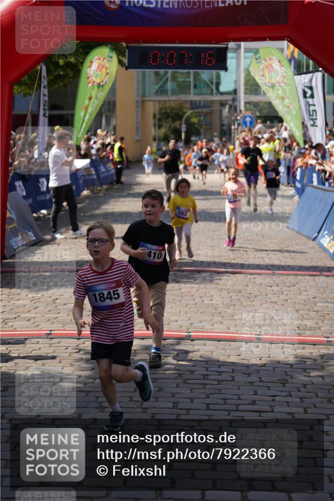 13.06.2025 - Holstenköstenlauf Felixshl http://msf.ph/oto/7922366 13.06.2025 15:37:15 Laufen 183, 275, 424, 562, 827, 829, 1410, 1845, 1884 meine-sportfotos.de