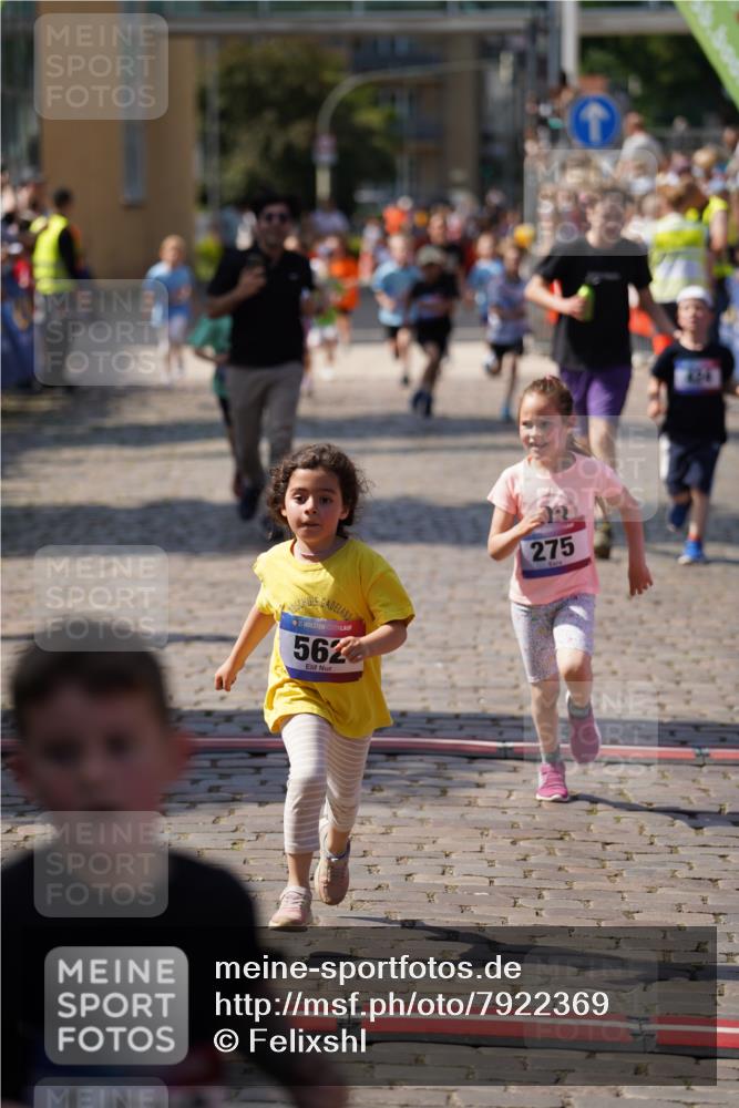 13.06.2025 - Holstenköstenlauf Felixshl http://msf.ph/oto/7922369 13.06.2025 15:37:17 Laufen 183, 275, 424, 562, 827, 1410, 1446, 1845, 1884 meine-sportfotos.de