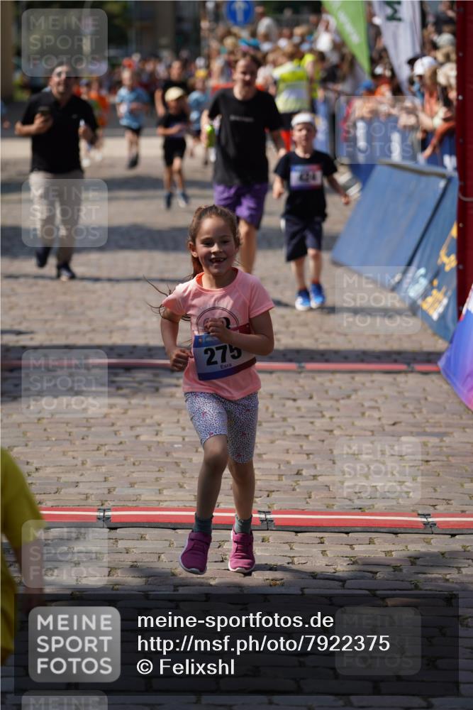 13.06.2025 - Holstenköstenlauf Felixshl http://msf.ph/oto/7922375 13.06.2025 15:37:18 Laufen 31, 183, 273, 275, 424, 562, 827, 1410, 1446, 1884 meine-sportfotos.de
