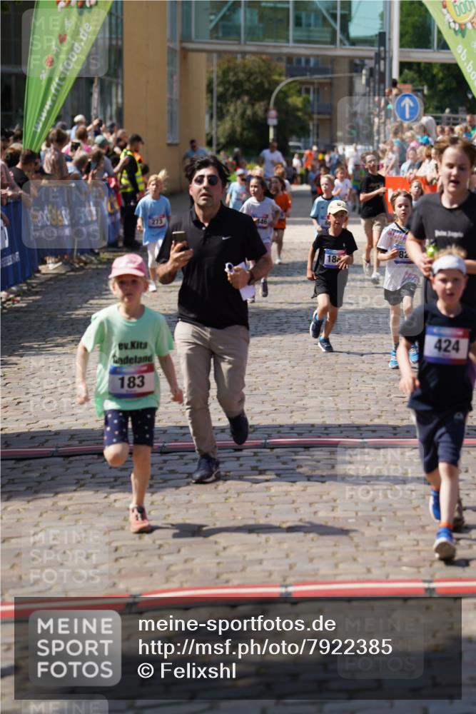 13.06.2025 - Holstenköstenlauf Felixshl http://msf.ph/oto/7922385 13.06.2025 15:37:21 Laufen 31, 60, 176, 183, 273, 275, 424, 827, 1441, 1446, 1884 meine-sportfotos.de