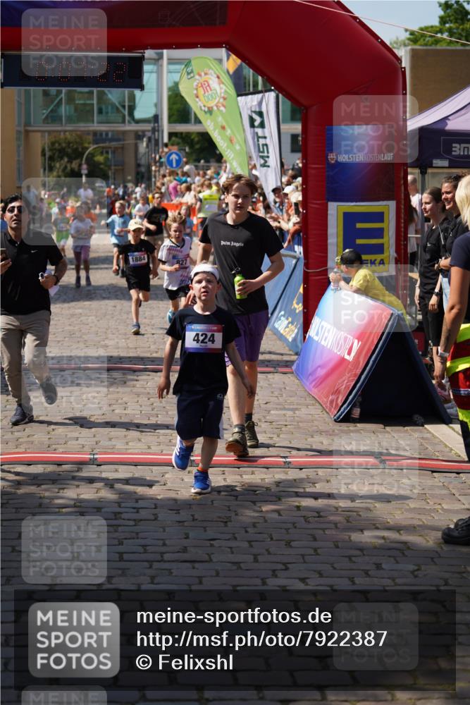 13.06.2025 - Holstenköstenlauf Felixshl http://msf.ph/oto/7922387 13.06.2025 15:37:22 Laufen 31, 60, 176, 183, 273, 424, 827, 947, 1411, 1441, 1446, 1884 meine-sportfotos.de