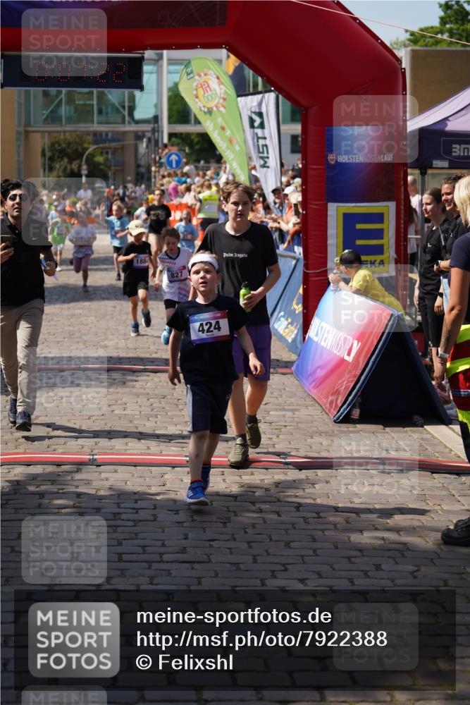 13.06.2025 - Holstenköstenlauf Felixshl http://msf.ph/oto/7922388 13.06.2025 15:37:22 Laufen 31, 60, 176, 183, 273, 424, 827, 947, 1411, 1441, 1446, 1884 meine-sportfotos.de