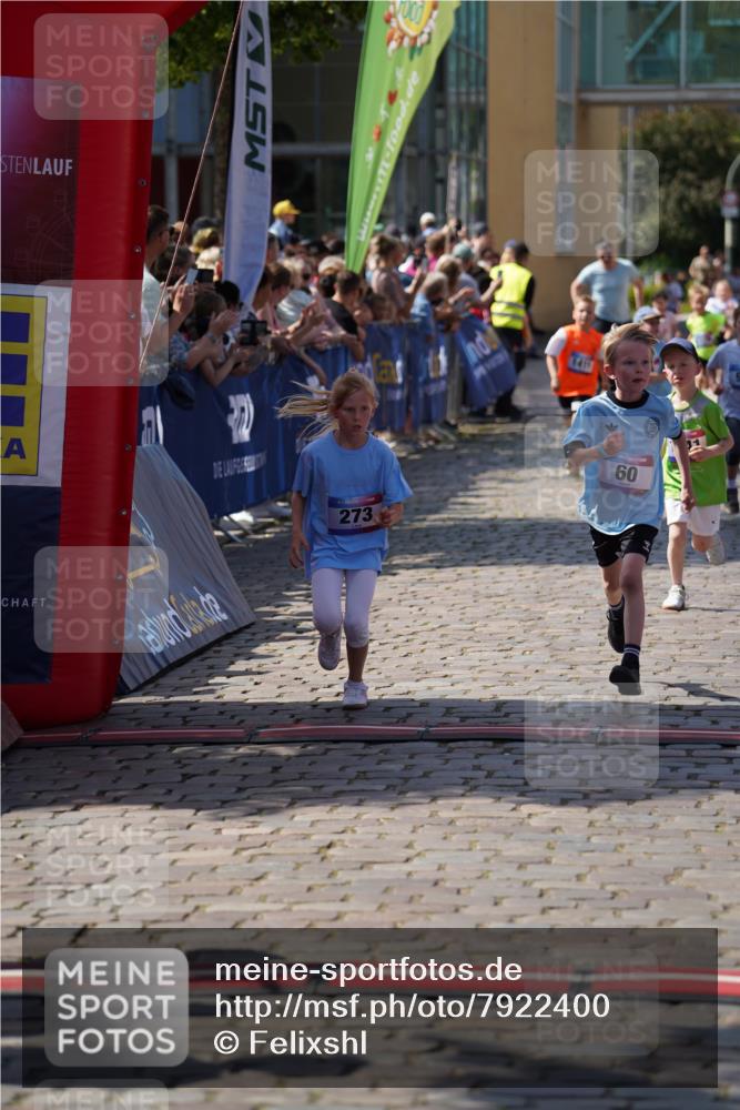 13.06.2025 - Holstenköstenlauf Felixshl http://msf.ph/oto/7922400 13.06.2025 15:37:26 Laufen 31, 44, 60, 176, 177, 273, 279, 824, 827, 947, 1378, 1411, 1437, 1441, 1446, 1447, 1863, 1884 meine-sportfotos.de