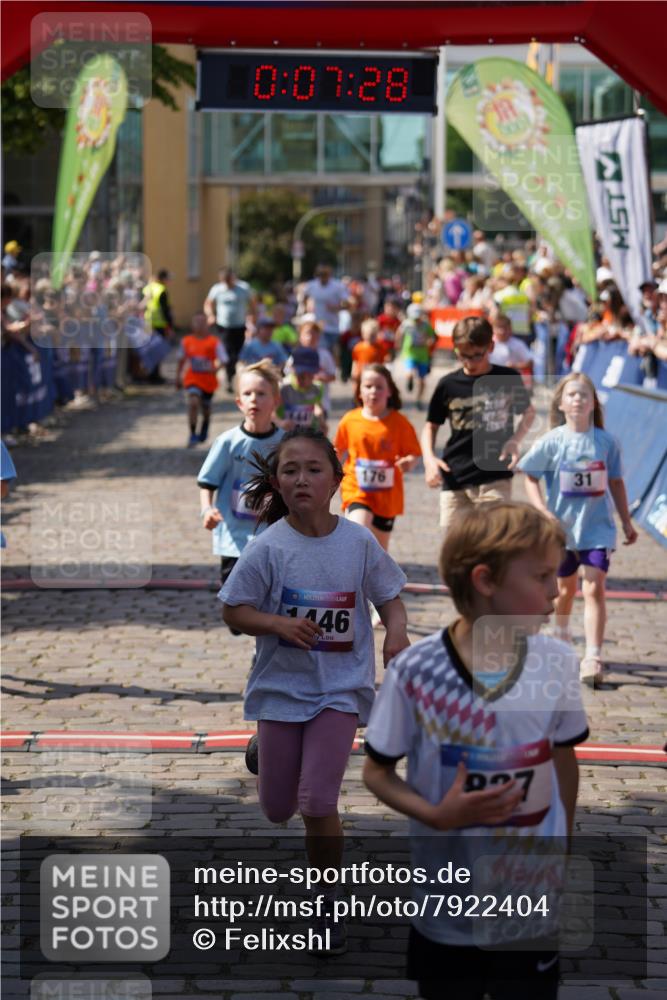 13.06.2025 - Holstenköstenlauf Felixshl http://msf.ph/oto/7922404 13.06.2025 15:37:27 Laufen 31, 44, 60, 176, 177, 273, 279, 824, 947, 1378, 1411, 1437, 1441, 1446, 1447, 1863, 1884 meine-sportfotos.de