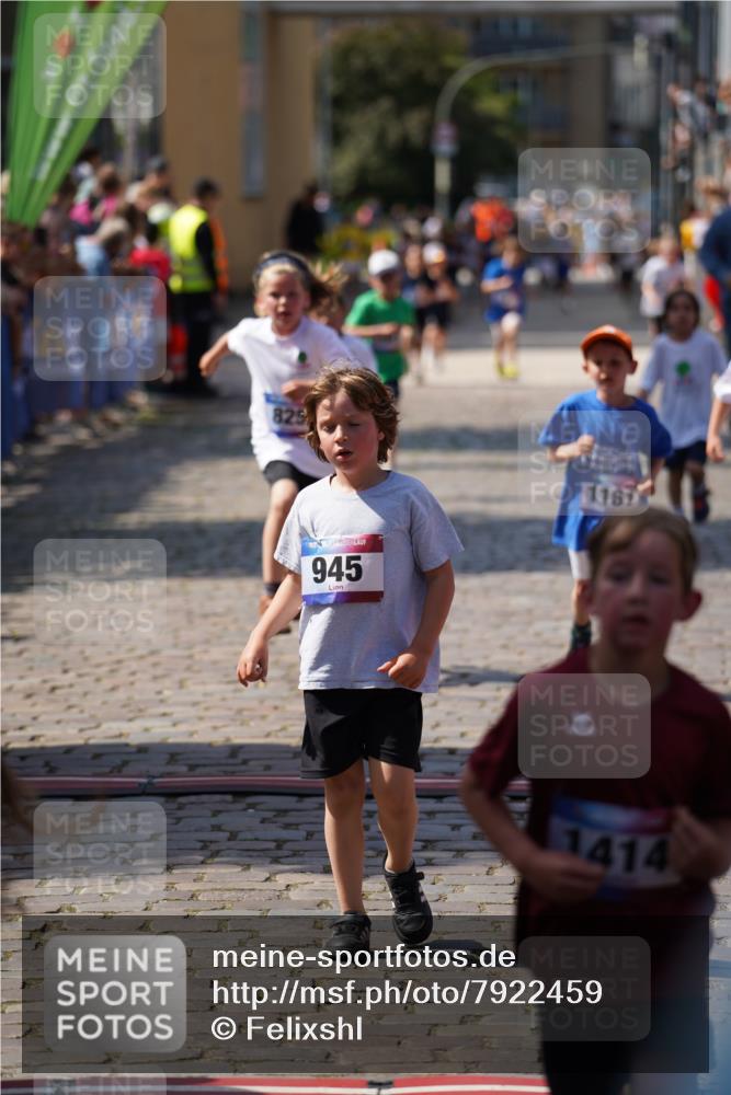 13.06.2025 - Holstenköstenlauf Felixshl http://msf.ph/oto/7922459 13.06.2025 15:37:45 Laufen 67, 825, 831, 833, 945, 946, 1161, 1376, 1414, 1941 meine-sportfotos.de