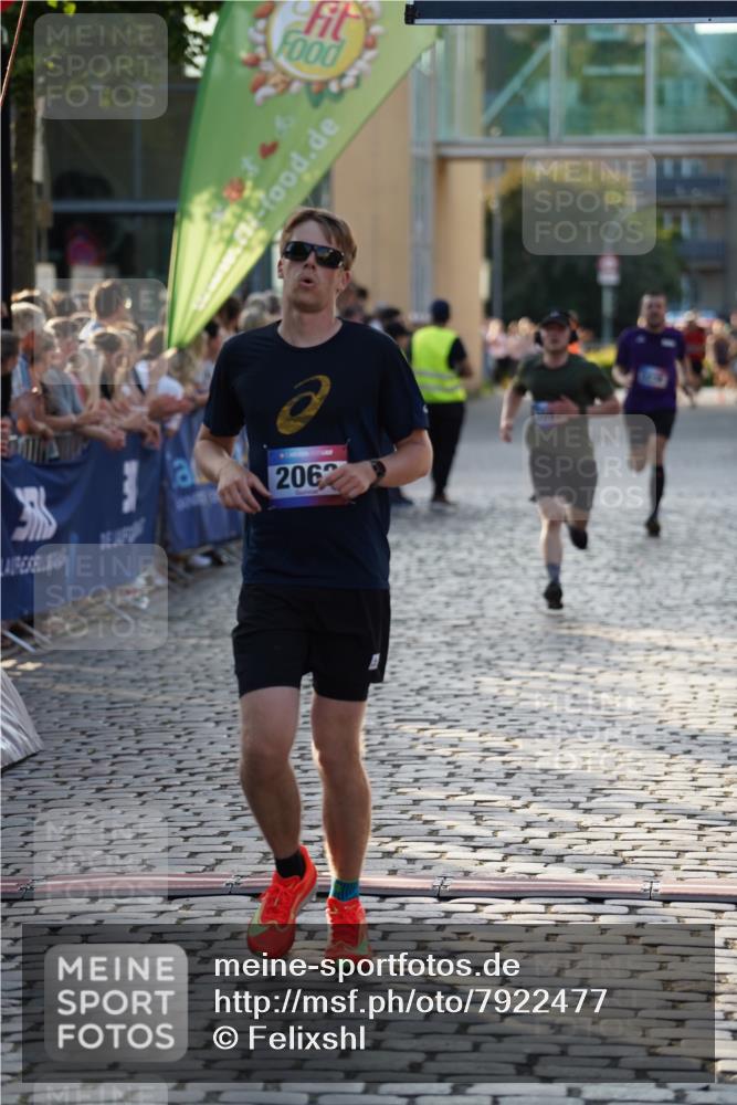 13.06.2025 - Holstenköstenlauf Felixshl http://msf.ph/oto/7922477 13.06.2025 19:49:04 Laufen 2062, 2097, 2259, 3238 meine-sportfotos.de