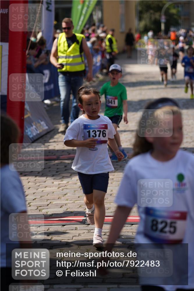 13.06.2025 - Holstenköstenlauf Felixshl http://msf.ph/oto/7922483 13.06.2025 15:37:50 Laufen 3, 39, 825, 831, 833, 942, 1161, 1376, 1827, 1941 meine-sportfotos.de