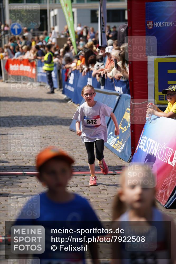 13.06.2025 - Holstenköstenlauf Felixshl http://msf.ph/oto/7922508 13.06.2025 15:37:55 Laufen 3, 39, 426, 428, 429, 572, 942, 1827, 1855 meine-sportfotos.de